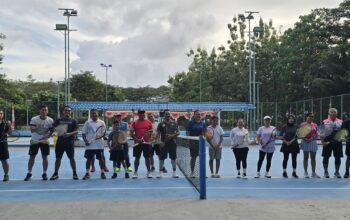 KET: Peserta Turnamen Tenis Lapangan dalam rangka Hari Ulang Tahun Republik Indonesia ke-79 di Kabupaten Raja Ampat. Turnamen tersebut dibuka Asisten III Setda Raja Ampat, Ferdinand Rumsowek, SKM,M.Kes, di Waisai, Senin, (12/8/2024) Prabu73