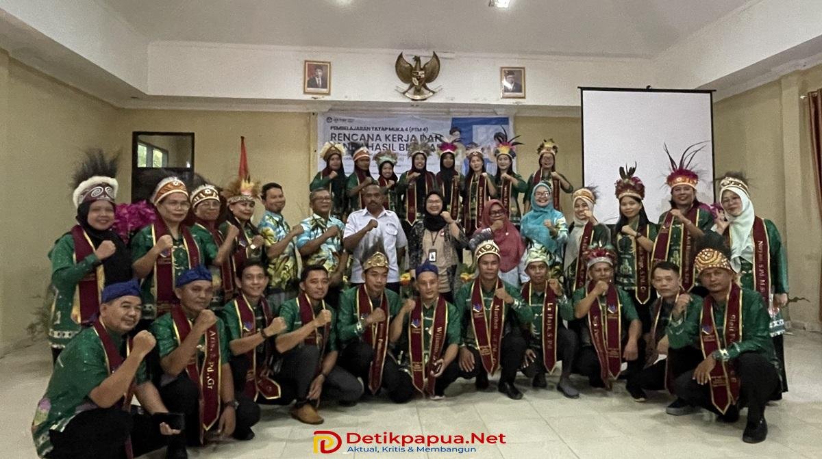 KET: Calon Guru Penggerak Angkatan XI Daerah Khusus Raja Ampat tahun 2024 usai PTM 4 di Aula Dinas Pendidikan dan Kebudayaan Raja Ampat., Rabu (4/12/2024)/Petrus Rabu