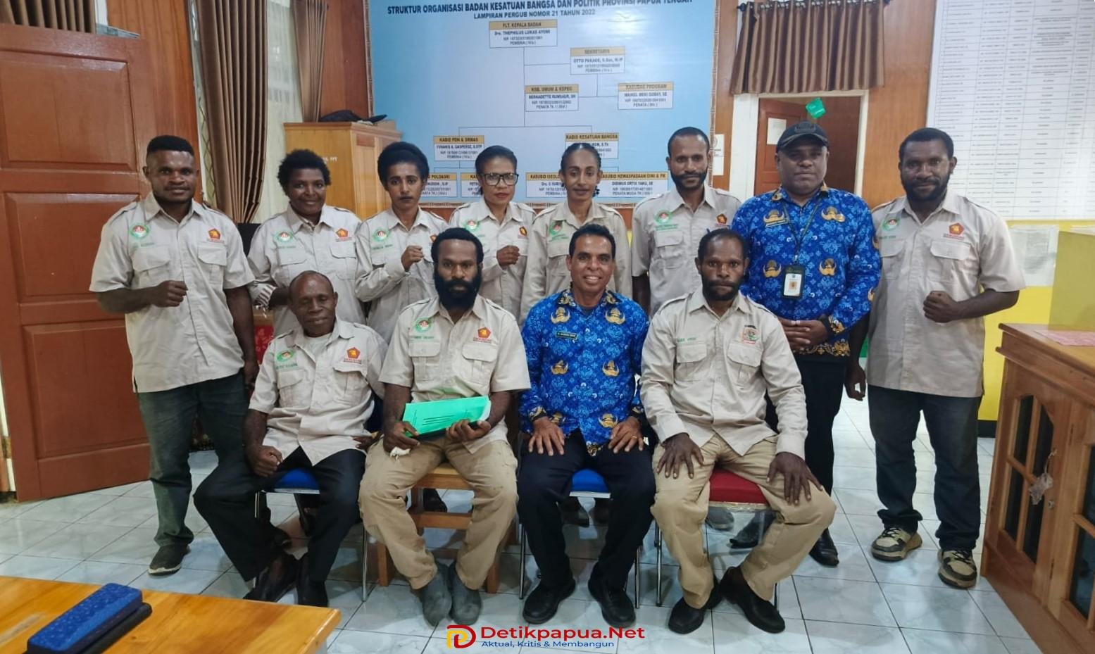 KET: Pengurus Tiga Organisasi Papua Tengah koordinasi dan daftar di Kesbangpol, Senin (2/6/2025)/Foto: Jeri P D