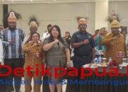 Gubernur Elisa Kambu Resmi Buka Jambore Masyarakat adat PBD 2025