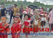 Meriahkan HUT RI Ke-80, TK Kemala Bhayangkari 12 Teminabuan Ikuti Karnaval Parade Budaya Daerah