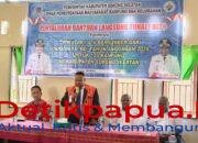 Wabup Sorong Selatan Serahkan Simbolis Dana BLT kepada Warga di Beberapa Distrik