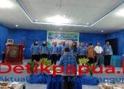 KET: Pemerintah Kabupaten Raja Ampat resmi mendeklarasikan komitmen menuju Kabupaten Layak Anak (KLA) sekaligus melantik Gugus Tugas KLA dan Satgas Perlindungan Perempuan dan Anak dalam upacara kenegaraan di Waisai, Senin (17/11/2025)/Dok.RajaAmpatNews