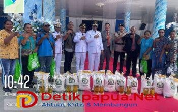 9.172 Warga Raja Ampat Nikmati Bantuan Beras dan Minyak Goreng