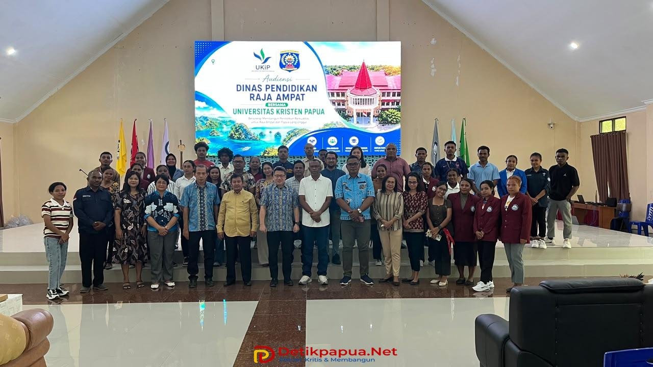 Ket: Kegiatan Sosialisasi dan Focus Group Discussion (FGD) Penyusunan Standar Akademik, Persyaratan Administrasi, Mekanisme Seleksi, Monitoring, Evaluasi, dan Sanksi bagi Penerima Beasiswa Pemerintah Kabupaten Raja Ampat Tahun 2026 yang digelar di Kampus Universitas Kristen Papua (UKIP) Sorong, Sabtu (8/8/2026)/Foto: Bagian Prokopim Raja Ampat