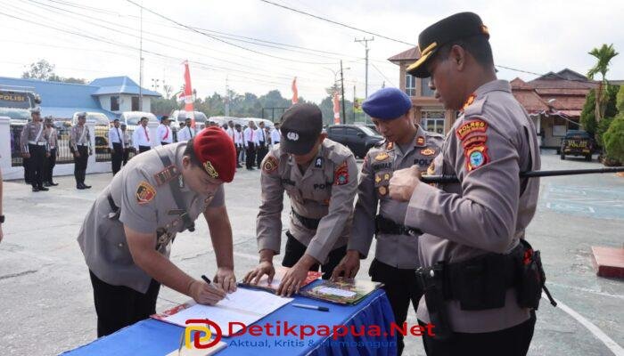AKBP Gleen Rooi Molle Pimpin Upacara Pelantikan, Pengukuhan dan Sertijab Pejabat Polres Sorong Selatan
