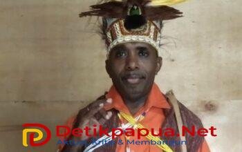 Intelektual Aitinyo Eduard Sangkek Minta Penundaan Raperda Theofani A3: Jangan Paksakan Sebelum Keadilan Sejarah Terpenuhi